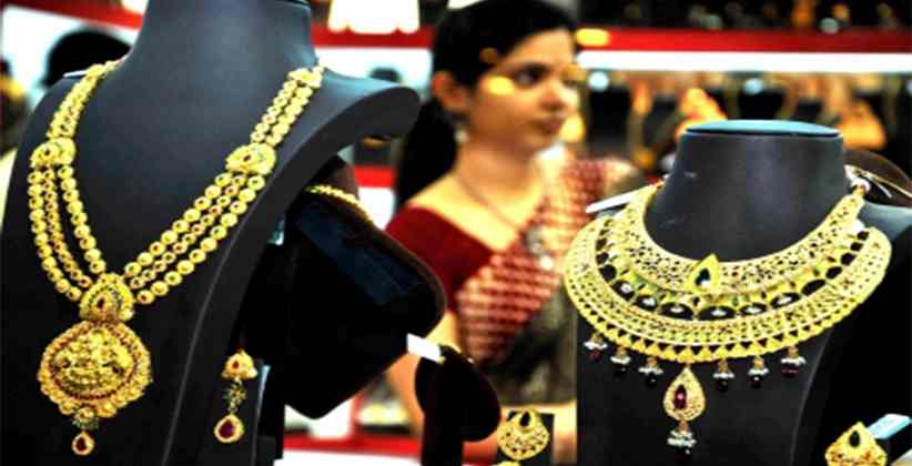 Government Employees Duped by Delhi Jeweller Under Fake Gold Scheme