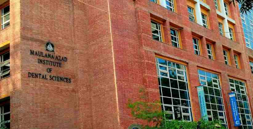 Delhi High Court Extends Deadline For Thesis Submission For Students Of Maulana Azad Institute of Dental Sciences (MAIDS) [READ ORDER]