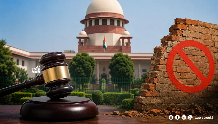 SC Sets Aside High Court Order Awarding Compensation Without Prayer [Read Judgment]